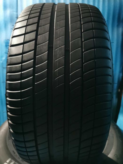 275/35 R19 - michelin runflat 2 bucati