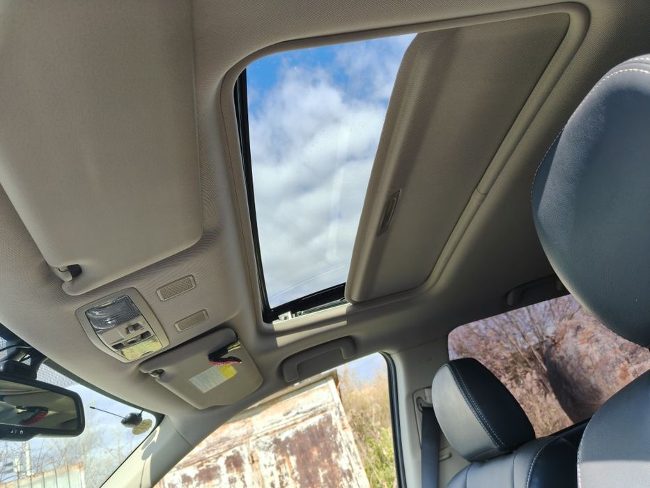 Мицубиси аутлендр продам