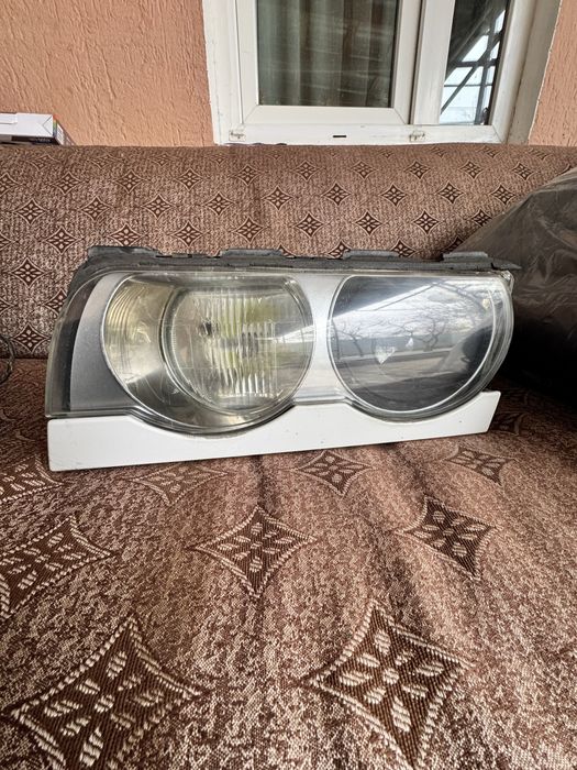 Передние фары BMW E38