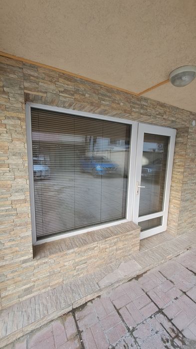 Дава се под наем Магазин в Варна, Базар Левски - 25 кв.м за 229.5 € - Снимка #6