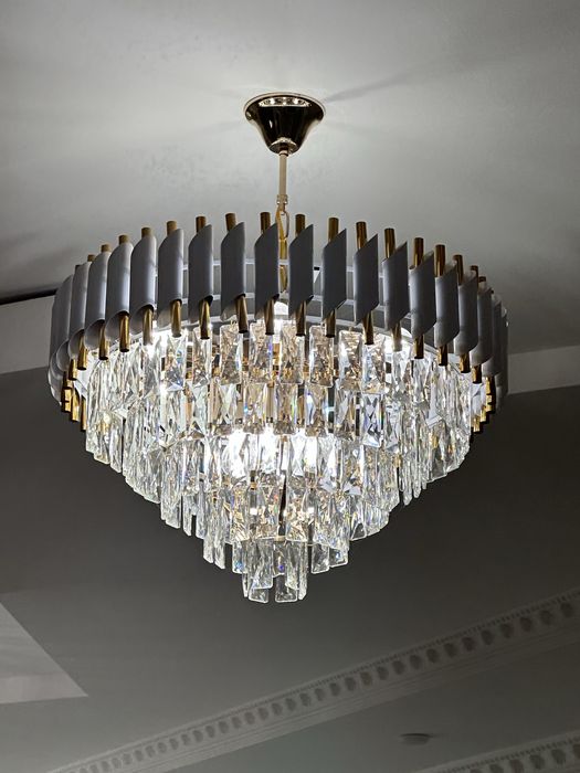 Люстра для дома 2 штуки.