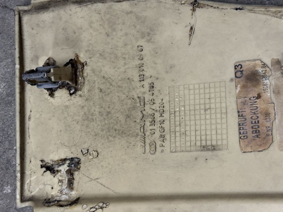 Крышка двигателя мерседес 211 5.5 компрессор