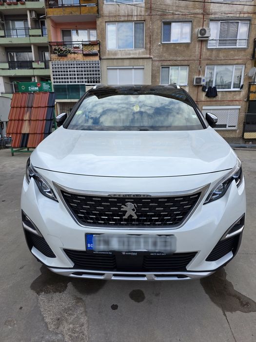 Кола Peugeot 3008 GT