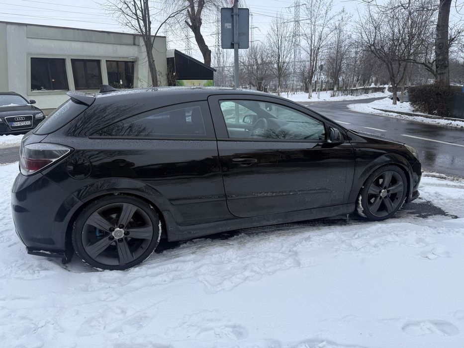 Opel astra H GTC 2006