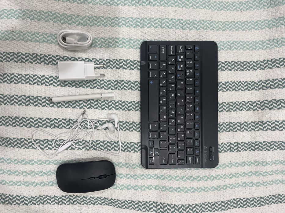 Планшет с корпусом 17 pro max