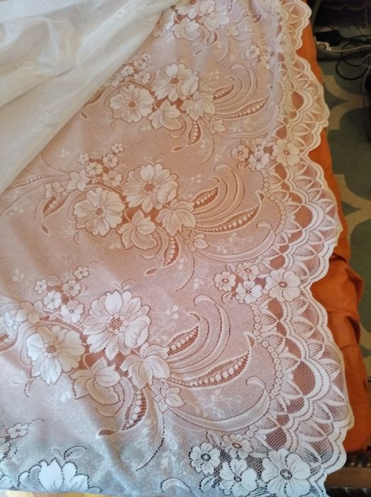 Vind Perdea la metru sau tot Sulul