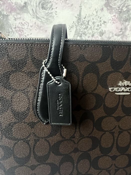 Coach Nina in Signature Canvas Original