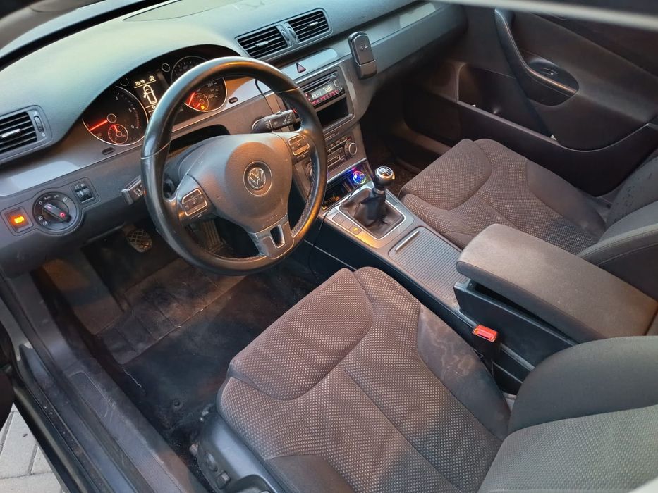 VOLKSWAGEN Passat 2010 — imagine 2