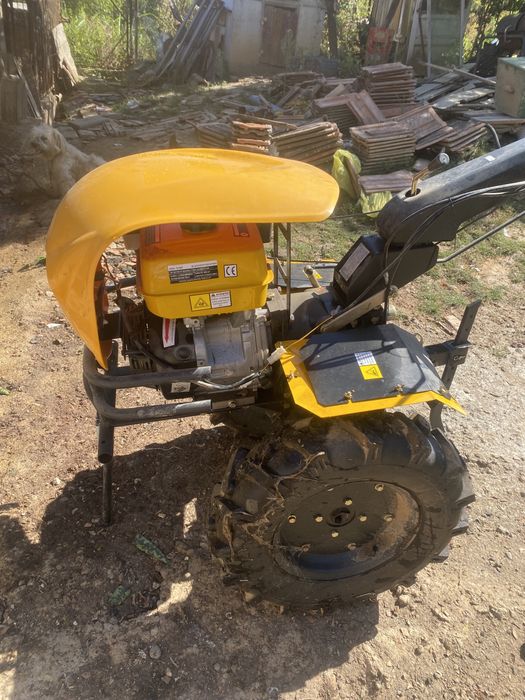 Vand Motocultor 16 cai
