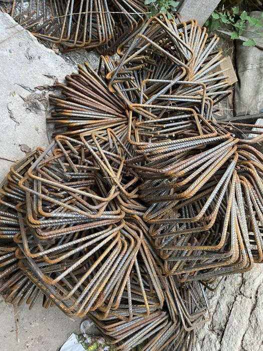 Etrieri 20/20 din fier beton de 8mm striat stalpi centuri