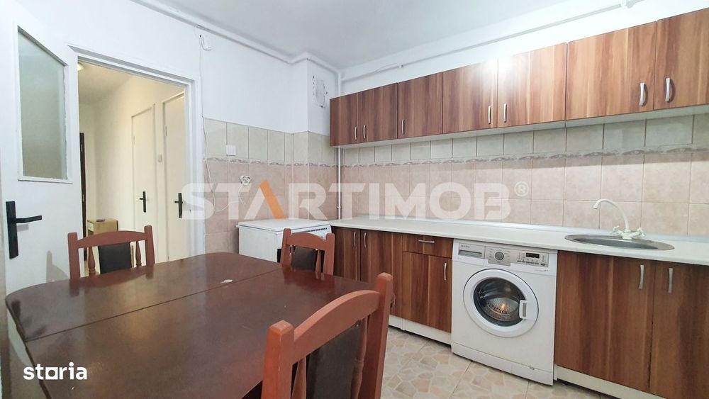 Apartament mobilat 3 camere zona Vlahuta