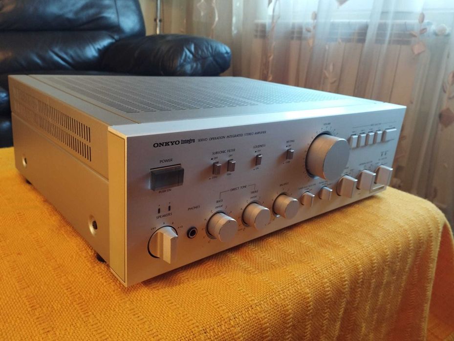Amplificator ONKYO Integra A-8019