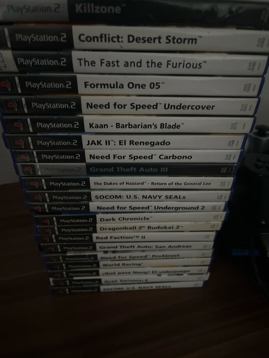 Vand 2 ps2 cu 3 console