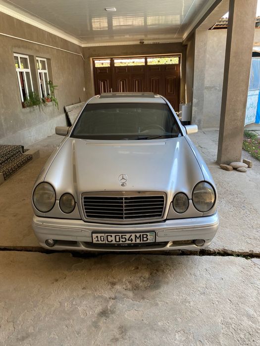 Mersedes w210 sotiladi
