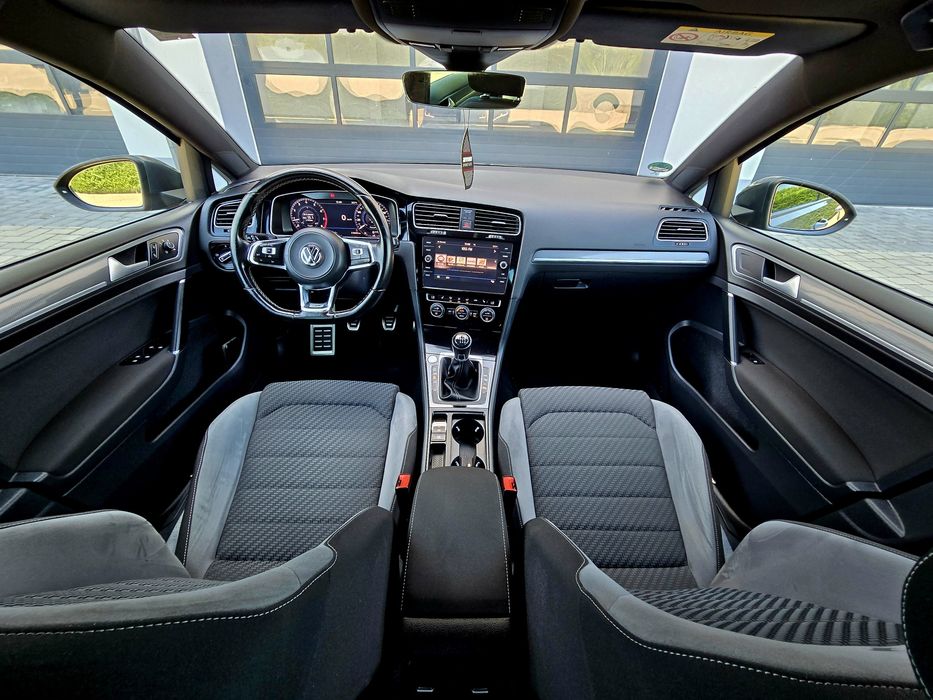 ***    Vw  Golf   7.5    Ediție    R-Line    ***
