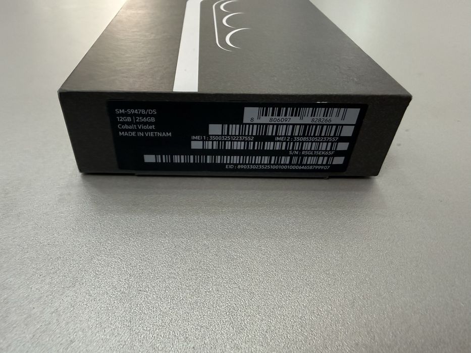 Samsung Galaxy S26 Plus, 256 gb, 12 gb ram, Cobalt Violet, nou la cutie