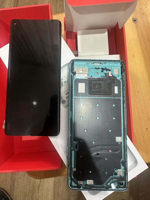 Сматрфон OnePlus 8+8gb / 128gb