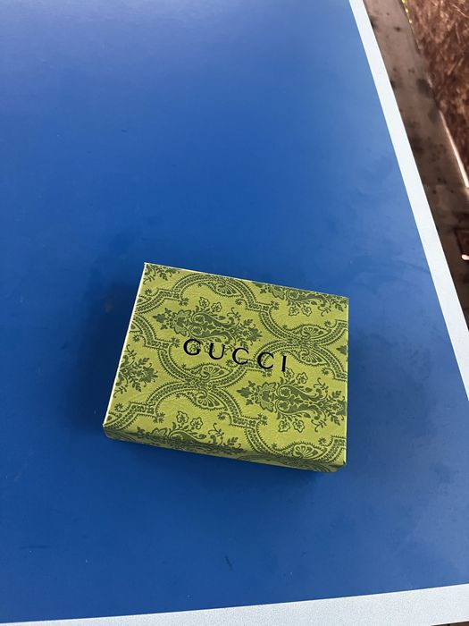 Vând portofel Gucci