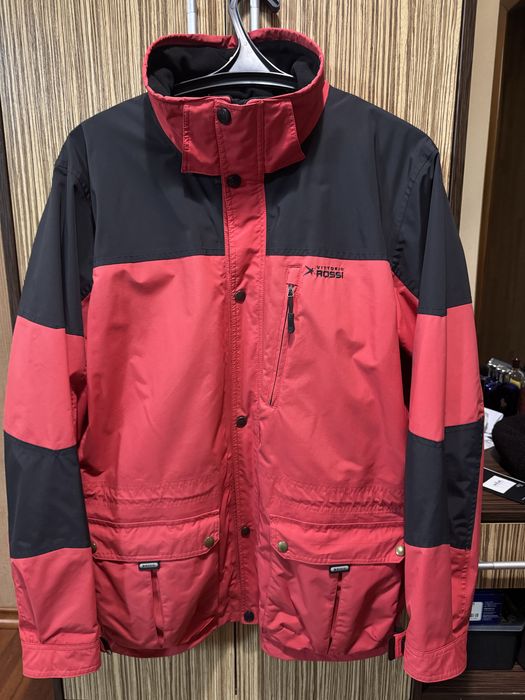 Продам весенние ветровки