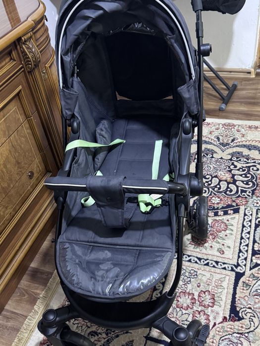 Коляска отличнном состояние