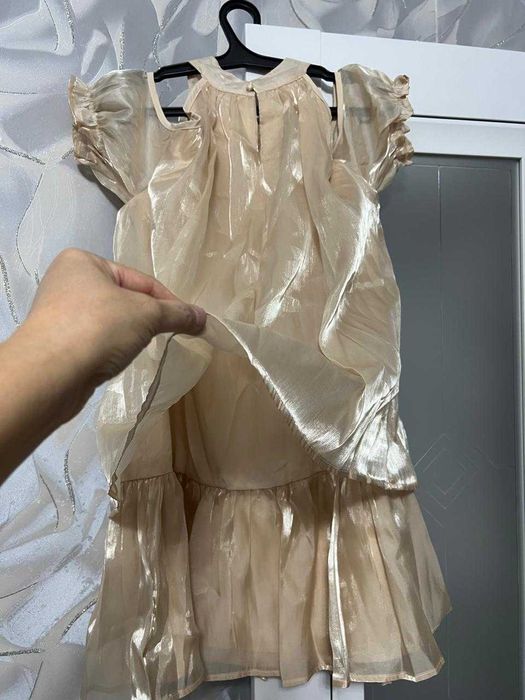 Вечернее коктейльное платье