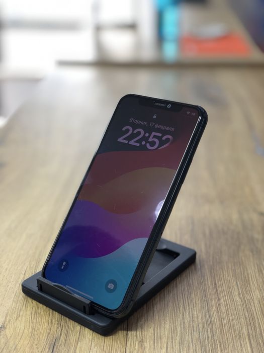 Айфон 11  64 гиг