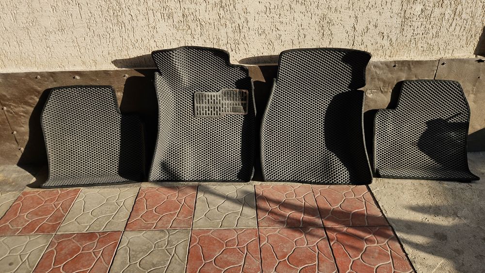 Срочно продаю ниссан