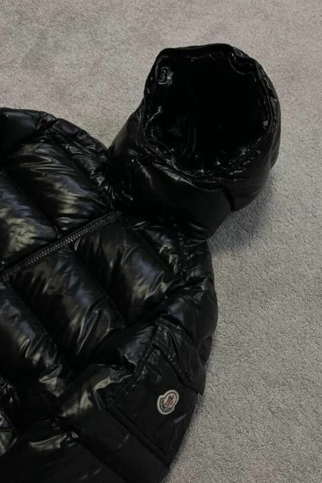 Нов модел якета Moncler