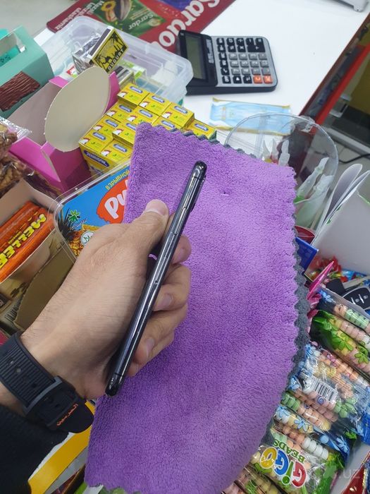 IPhone XS 256Gb продам