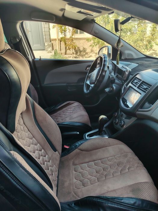 Продам  машину Chevrolet Aveo