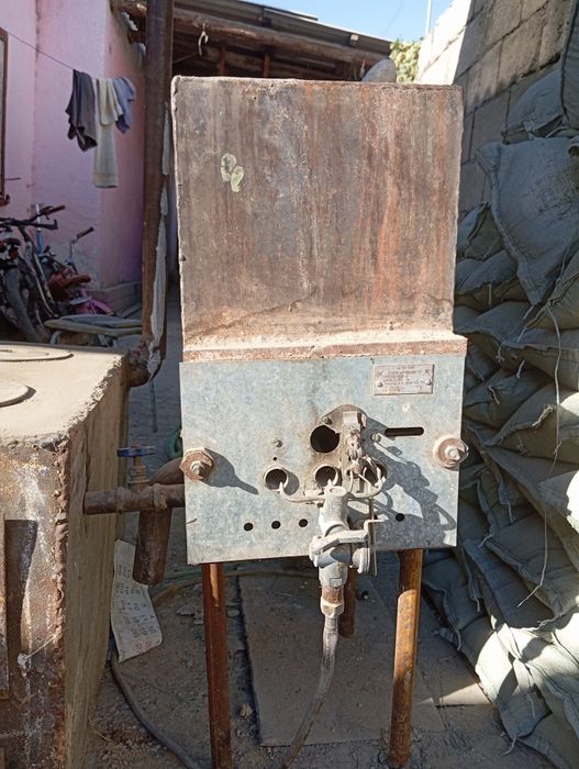 Продам 2 печи газовый и угольный!