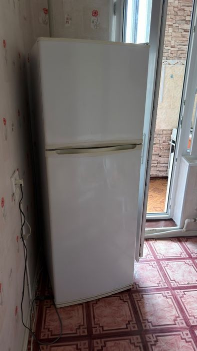 Холодильник LG срочно