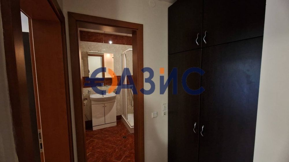 Продава се Двустаен апартамент в к.к. Слънчев бряг - 64 кв.м за 977 €/кв.м - Снимка #9