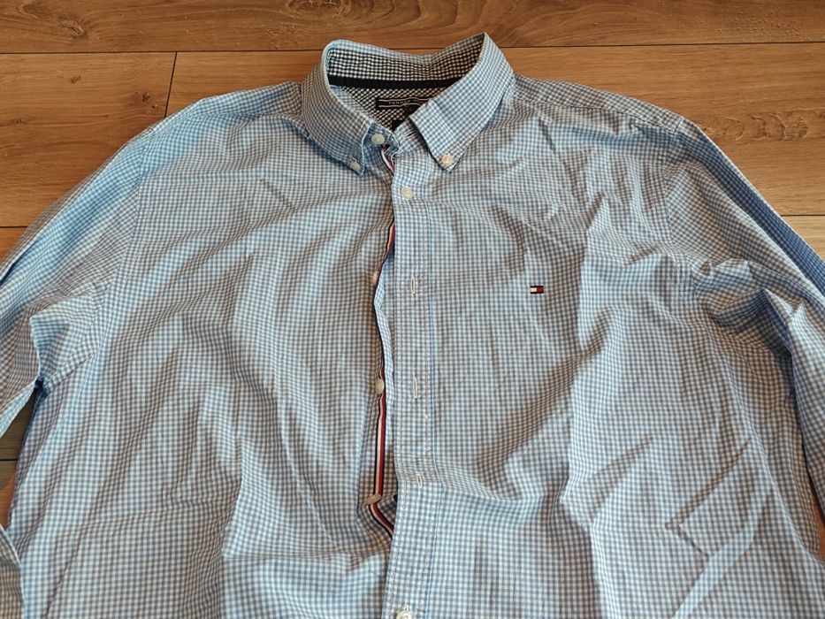 Camasa Tommy Hilfiger impecabila marime 42