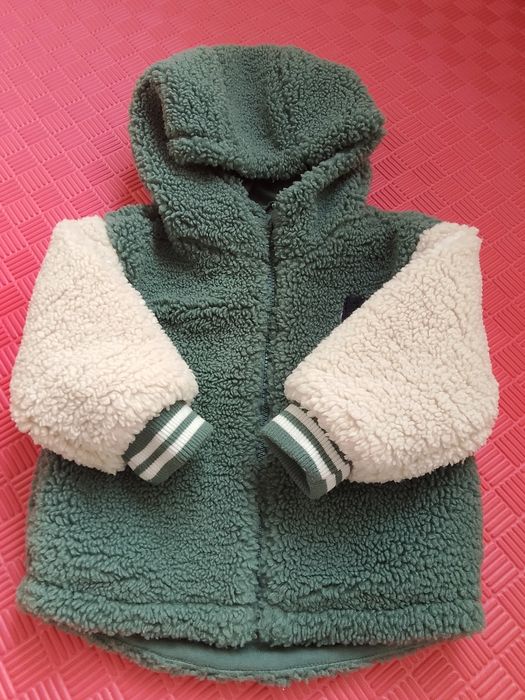Продам детскую куртку