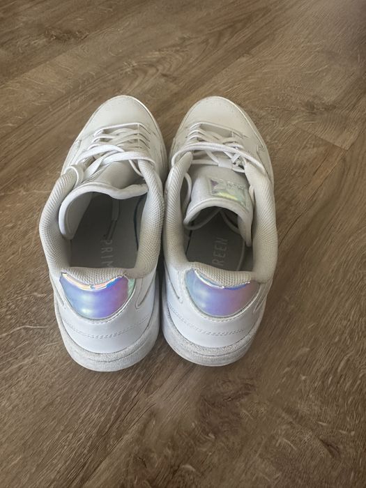 Sneakersi dama Adidas marimea 38