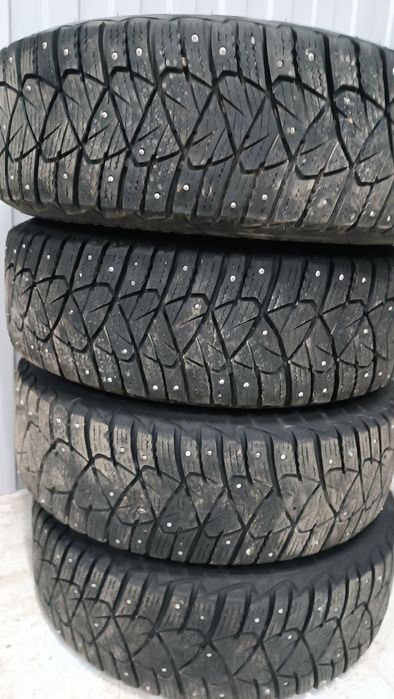 Продам комплект колес на 14.