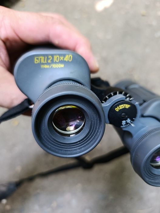 Бинокль КОМЗ 10×40