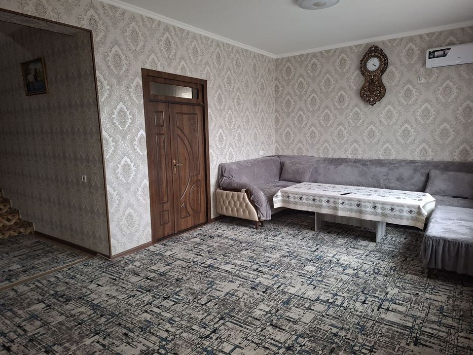 Фаргона шахар  гос снабда икки каватли ховли