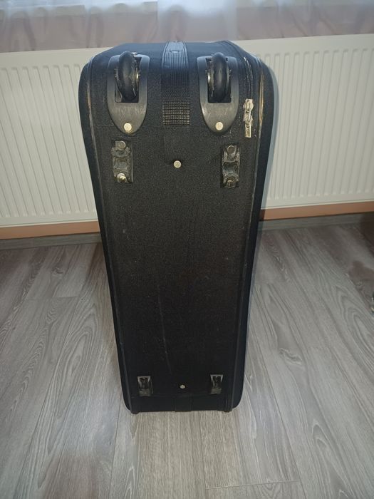 Geamantan, troler mare