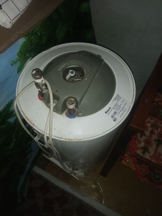 Ariston 50 litrli holati yaxwi bu iwlawi zor