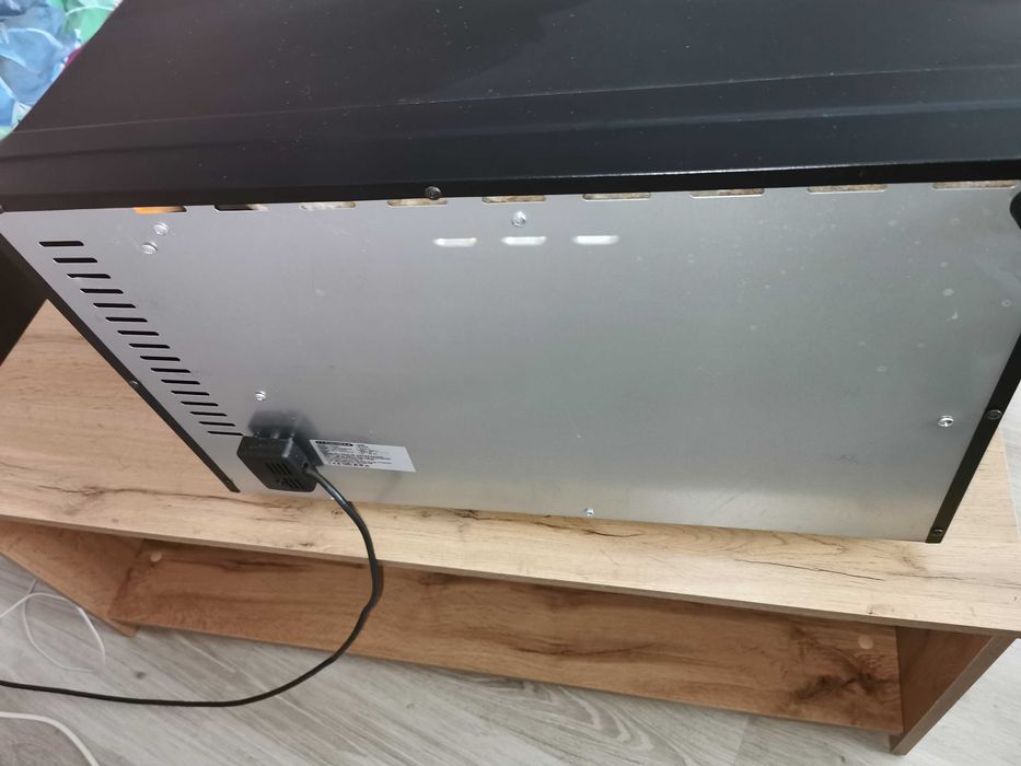 Електрическа фурна Termomax TR7011, 2000w, 70л, черен