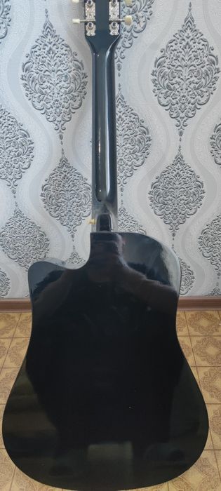 Продам акустическую гитару ARG