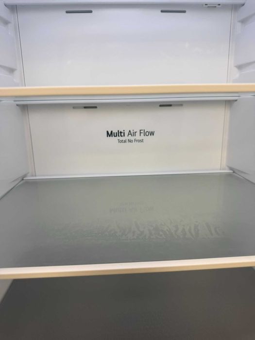 Хладилник LG GBB62MCGCC1 Черен 59.5x68.2x203