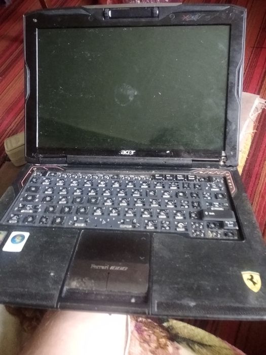 Нетбук на запчасти