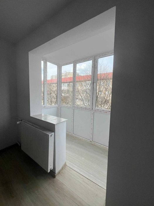 Apartament 4 camere,Dacia,et.3