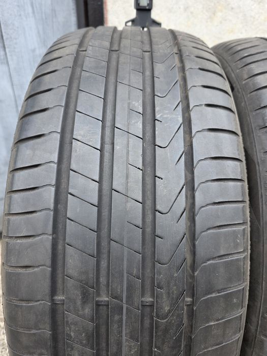 Vând patru anvelope de vara pirelli  235 45 20/ 255 40 20 dot 4424