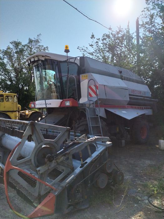 Продам комбайн вектор