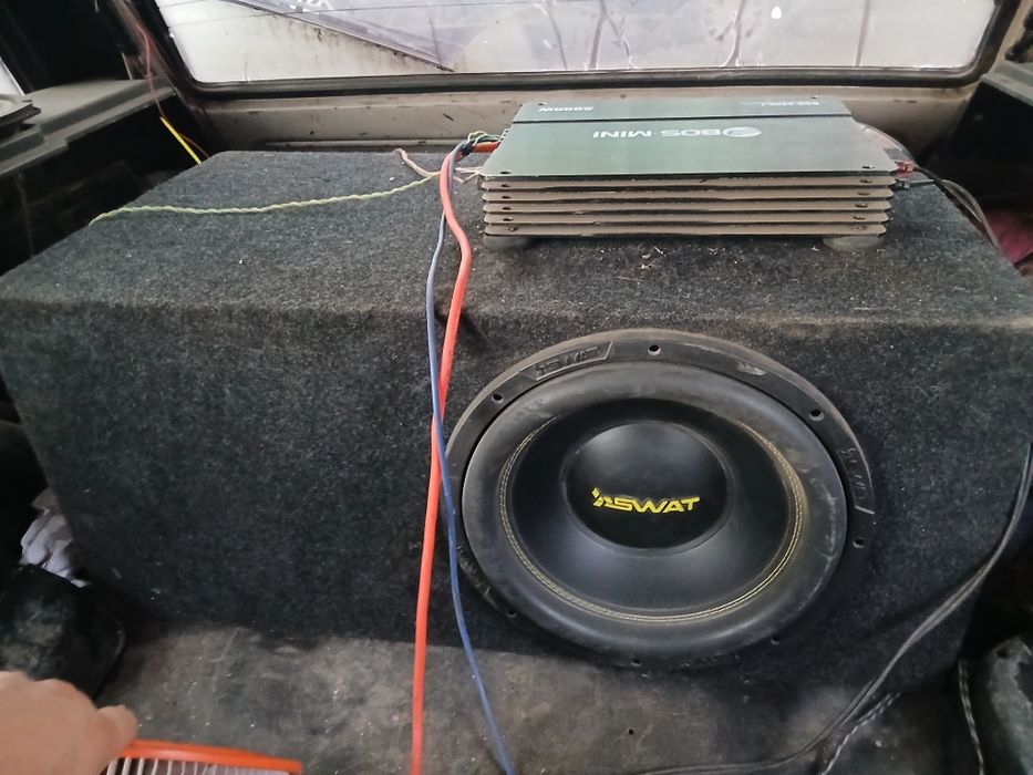 Продам сабуфер..