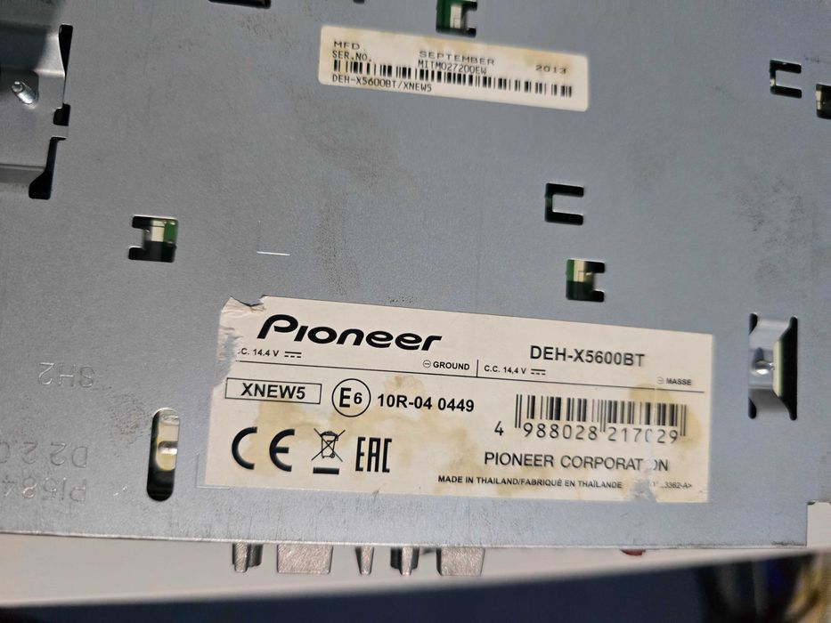 CD pioneer  DEH-X5600BT